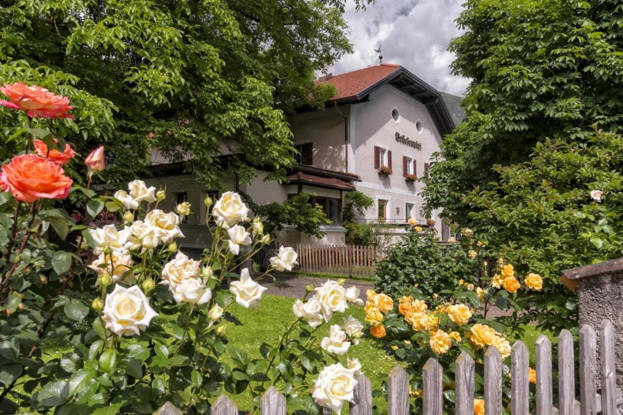 Hotel Brueckenwirt Novacella 외부 사진